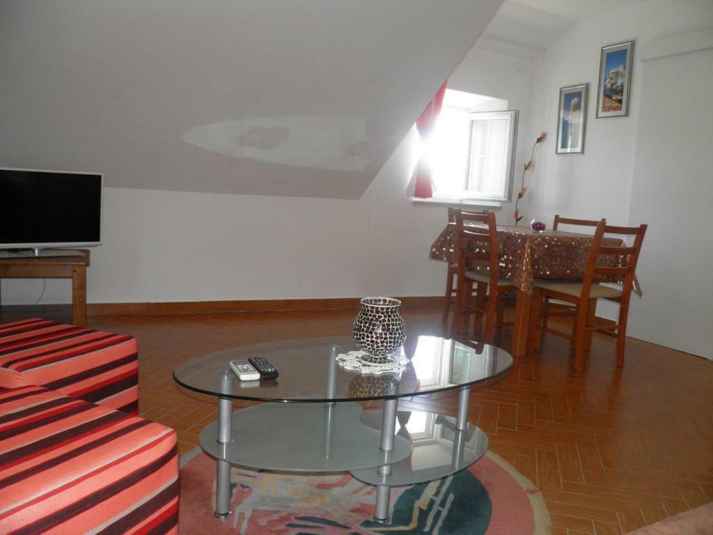 Romantic Apartment Donje Celo Exterior photo